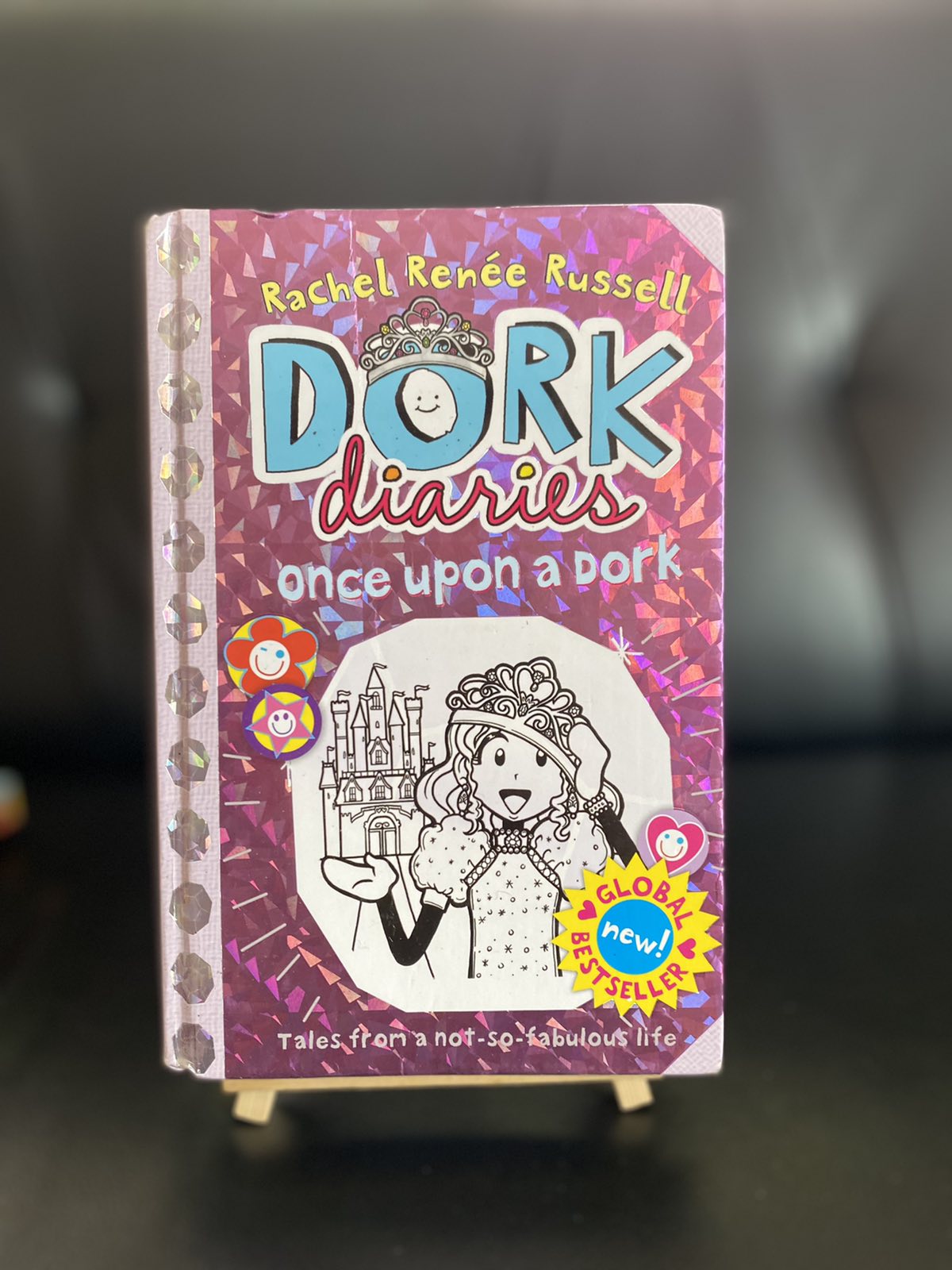  Dork Diaries: Once Upon A Dork