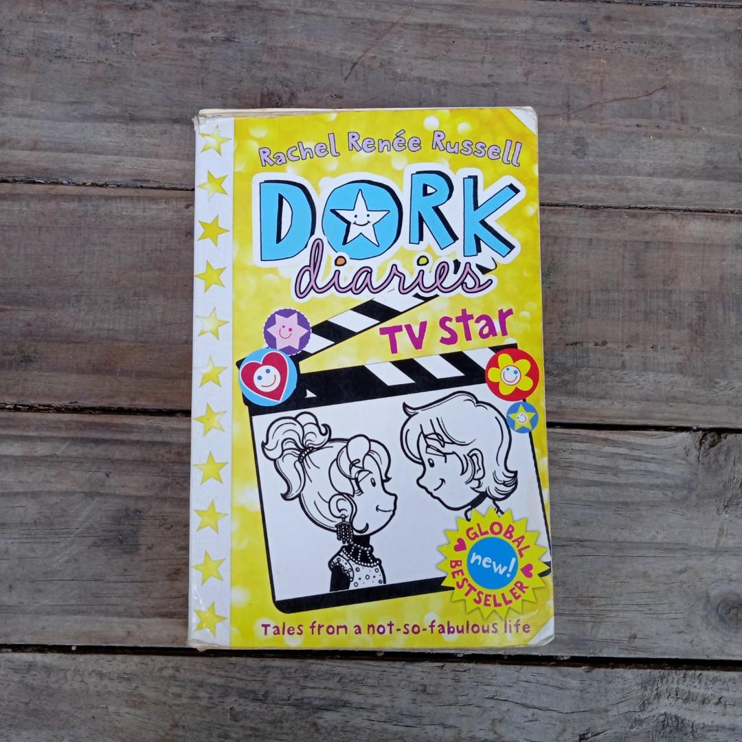  Dork Diaries: TV Star